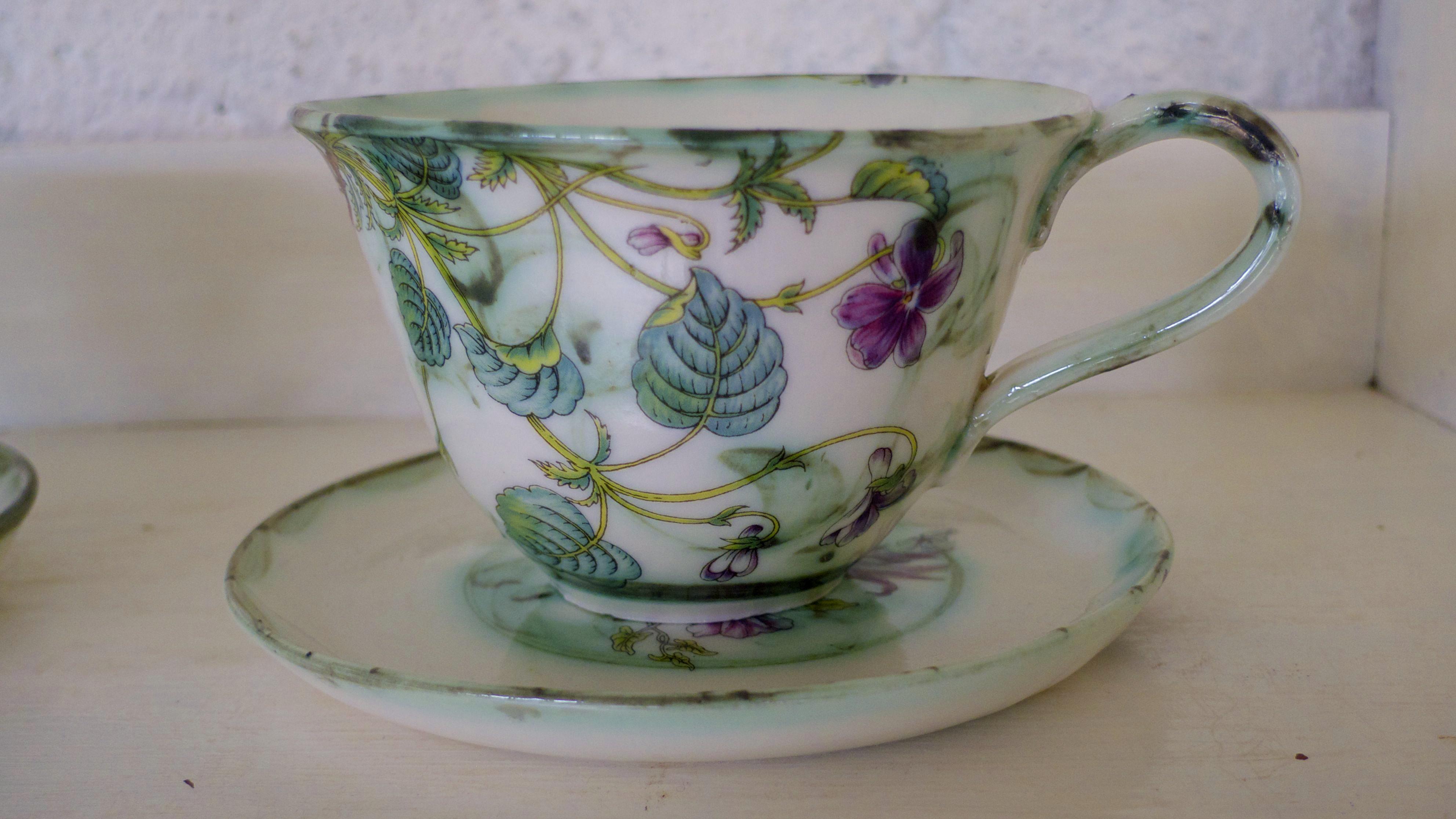 cup and saucer